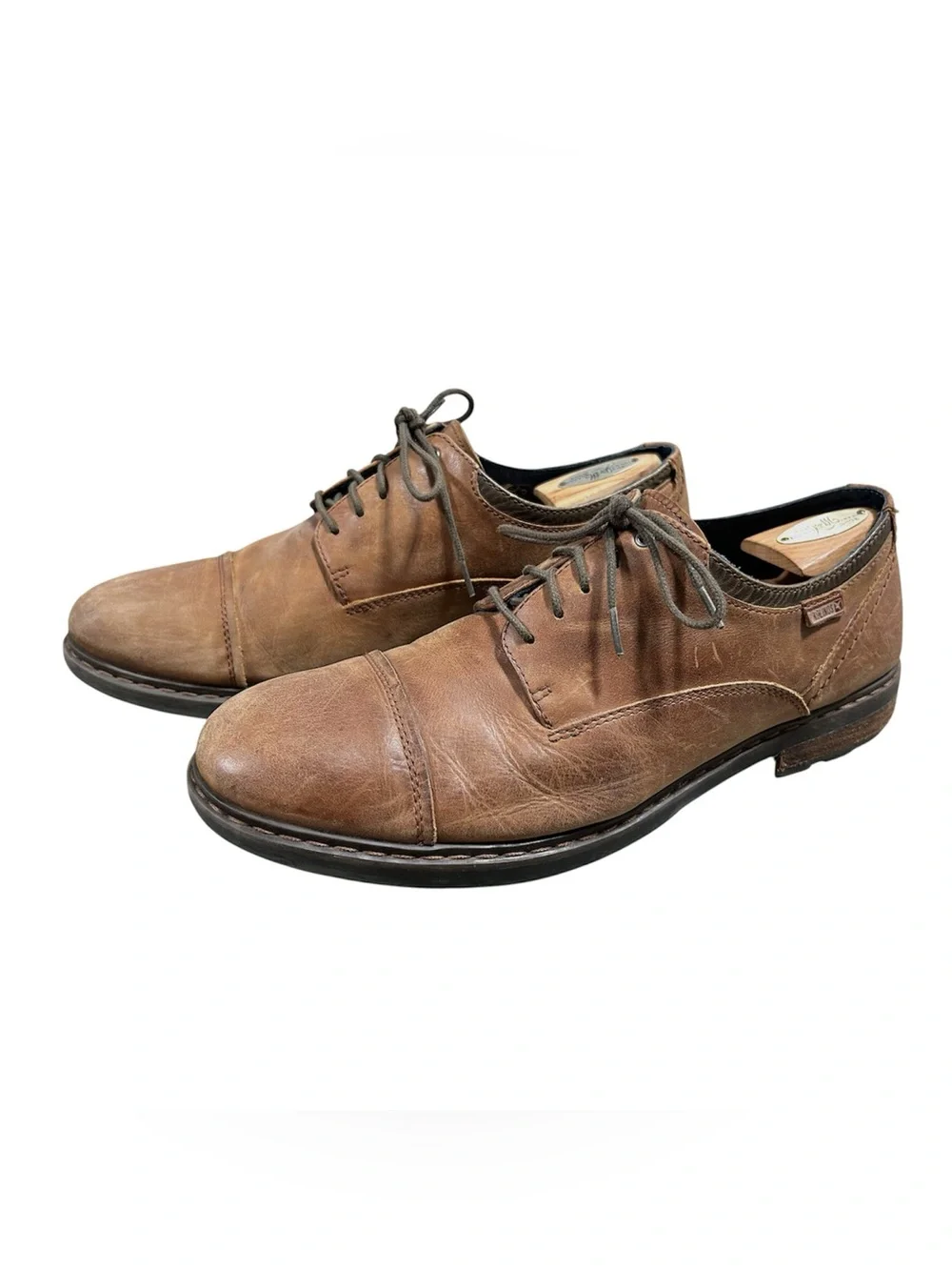 Pikolinos Men’s Caceres Cap-Toe Oxfords in Tan Leather. Size 43